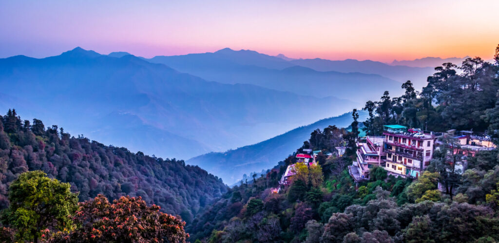 Delhi to Mussoorie cab for scenic hill station journey